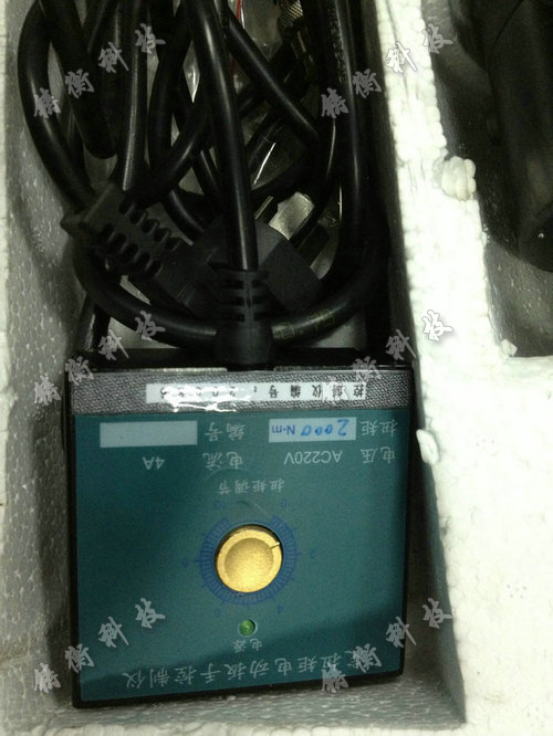 电动扭矩扳手图片